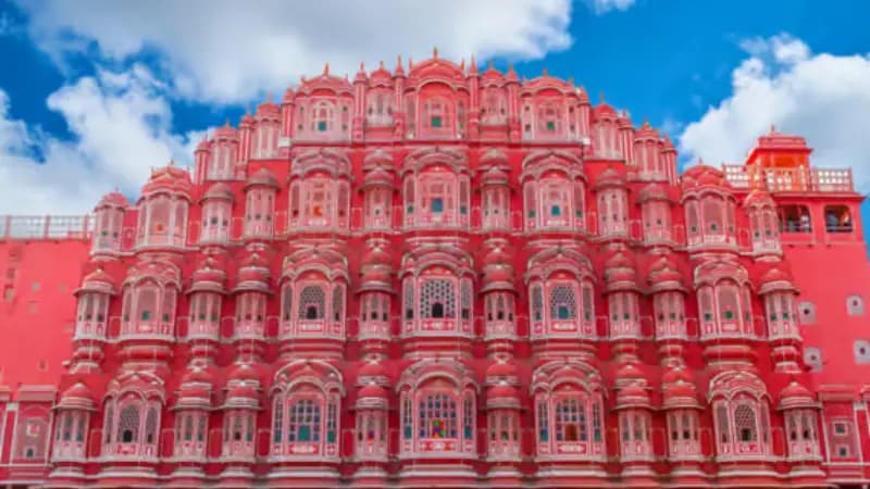 Private Full Day Sightseeing Tour By Car with Guide in Jaipur 