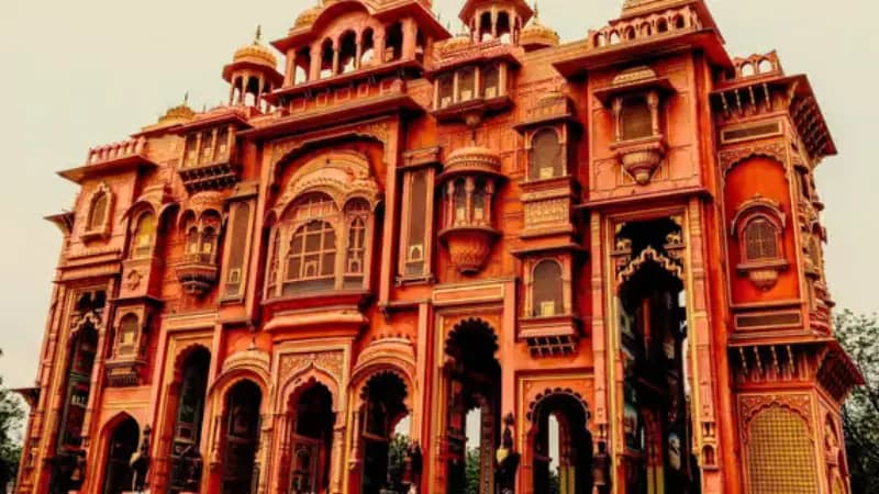 Jaipur: Private Sightseeing Day Tour with Guide by Car in Jaipur 