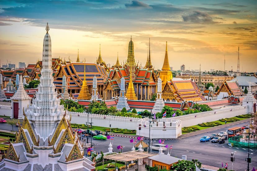 Bangkok: Grand Palace, Wat Pho, and Wat Arun Guided Tour in Bangkok - Discover the best tours in Bangkok with licensed local guides. Grand Palace, Wat Pho, canal tours, floating markets, street food walks & more — book direct with local experts.