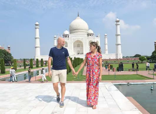 From Delhi: Taj Mahal & Agra Private Day Trip with Transfers 2