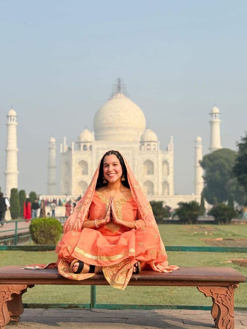 From Delhi Taj Mahal Same Day Tour in Agra - Discover the best tours in Agra with licensed local guides. Taj Mahal sunrise tours, heritage walks, food tours & day trips.