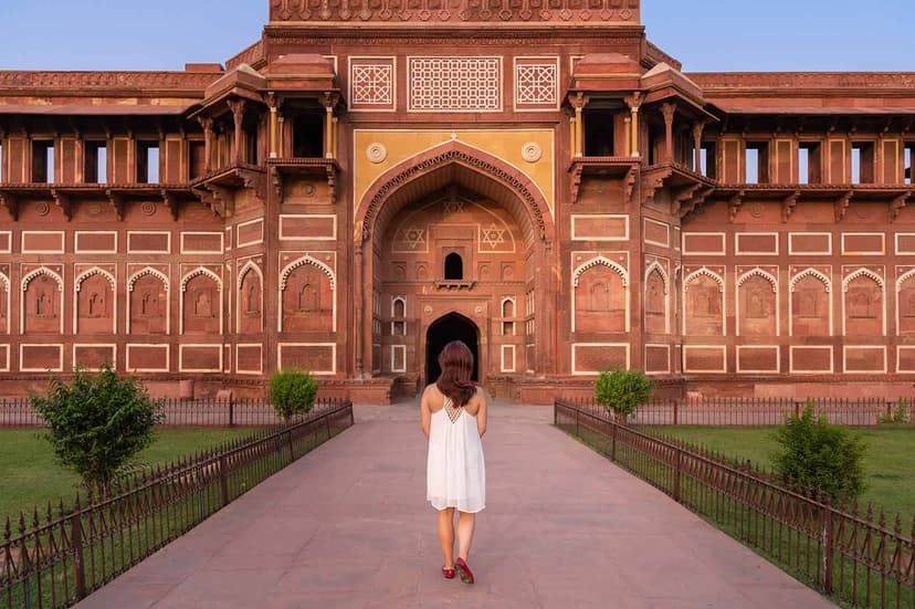 Taj Mahal & Agra Fort Guided Tour 2