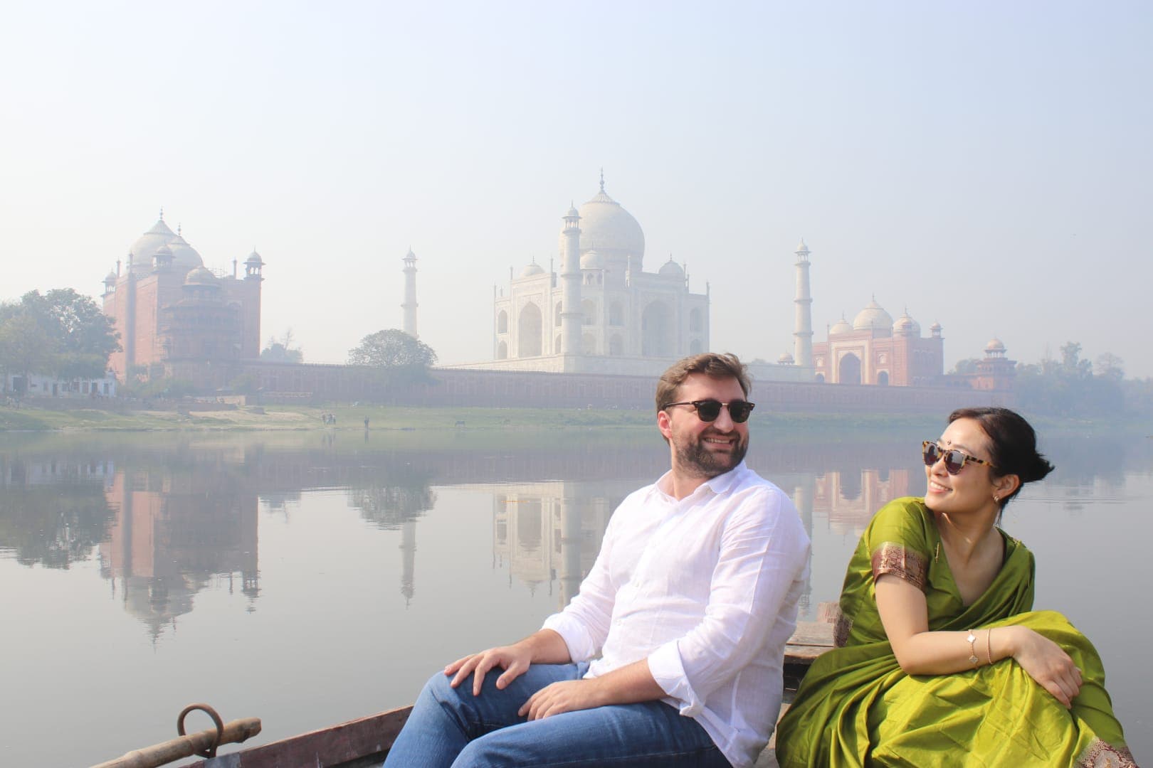 From Delhi: Sunrise Taj Mahal and Agra Guided Tour by Car with Options