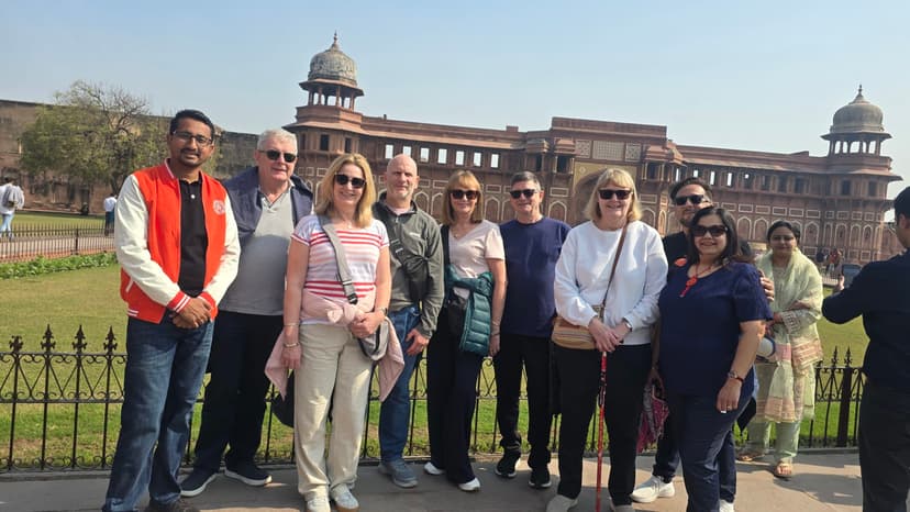 From Delhi: Same Day Taj Mahal Trip By India's Fastest Train 2