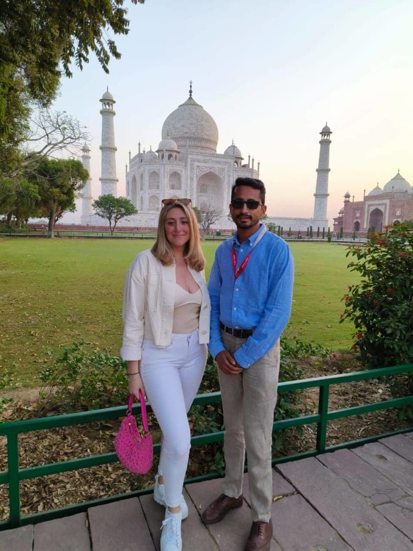 From Delhi : Sunrise Taj Mahal Tour with Guide All Inclusive