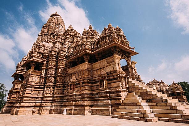 Book Official Tour Guide for Khajuraho Tour