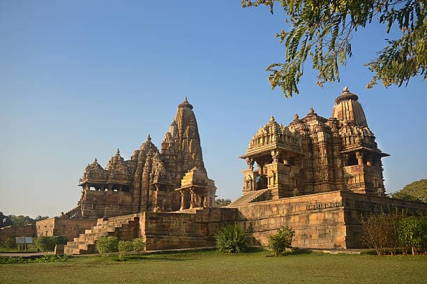Book Official Tour Guide for Khajuraho Tour 3