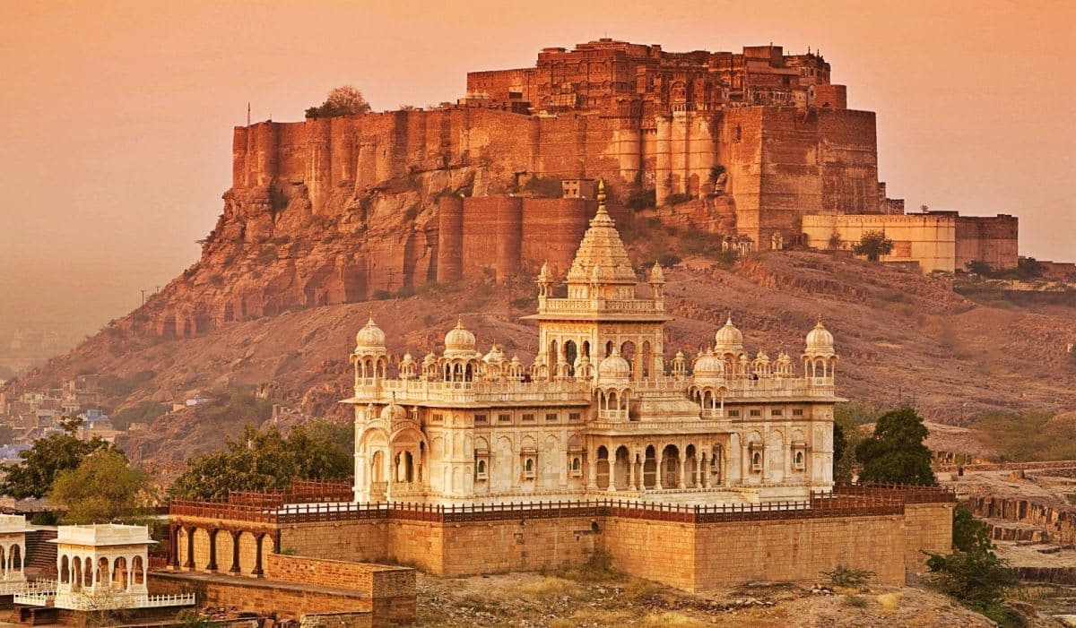 Explore Jodhpur: Blue City Tour with Car & Professional Guide
