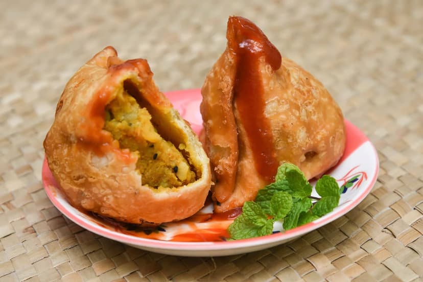 Heritage Walk & Street Food Tasting of Jaipur Pink City. 3