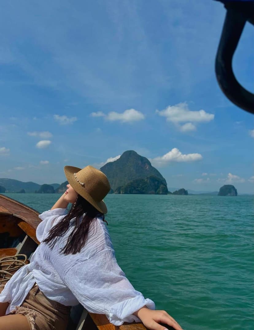 Phi Phi Islands Premium Cataraman Tour from Phuket (Maya Bay & Snorkeling) 3