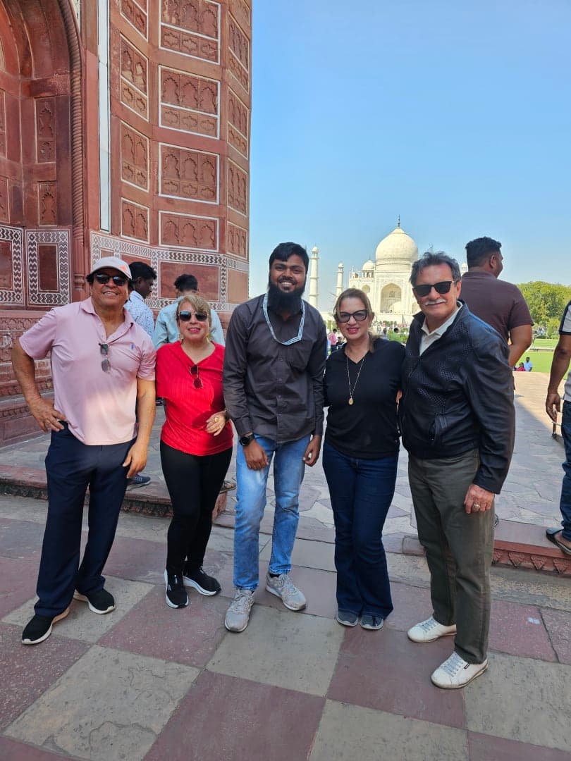 Private Taj Mahal Sunrise & Royal Agra Fort Experience