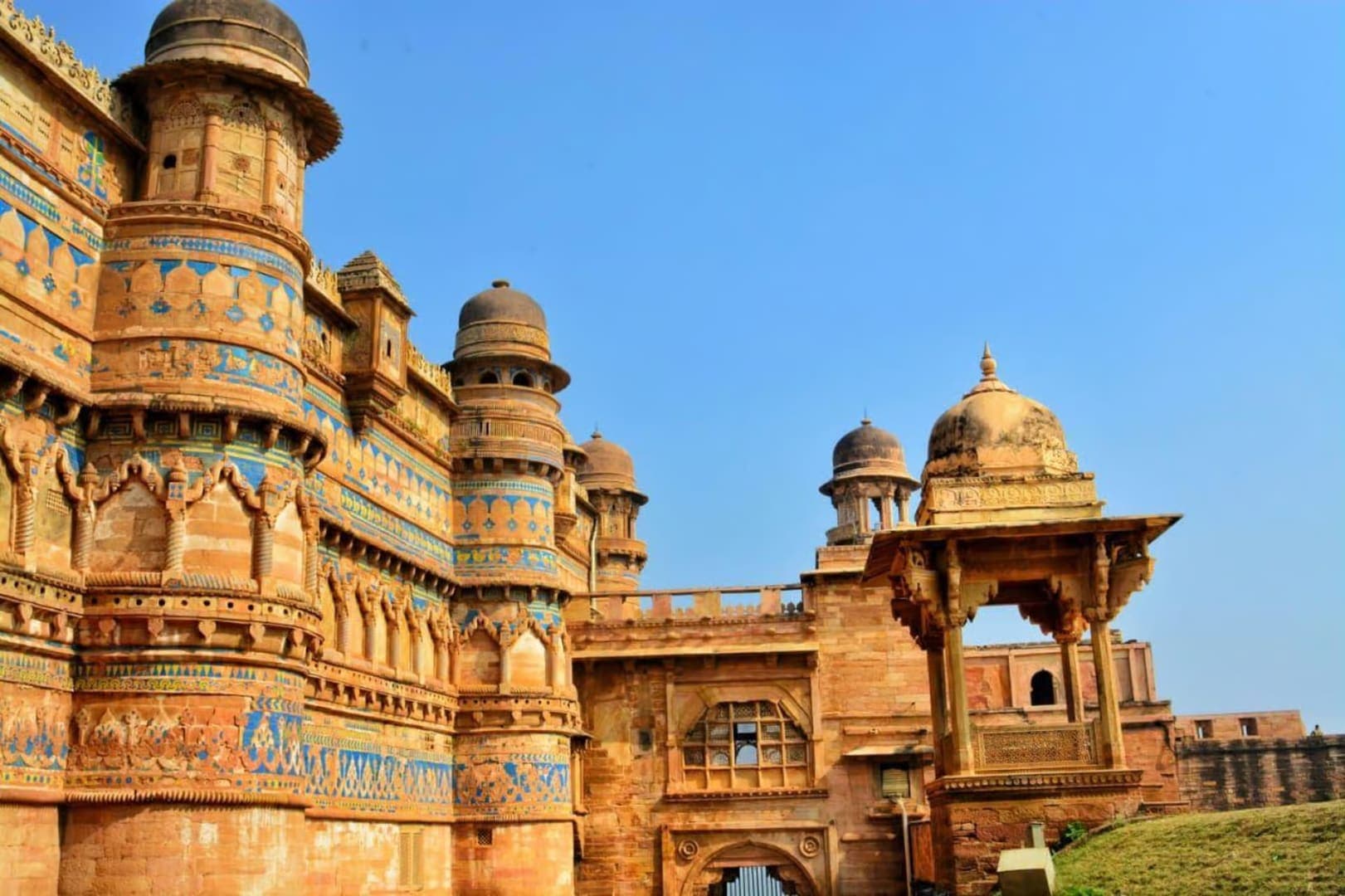 Book Tour Guide For Gwalior City Tour