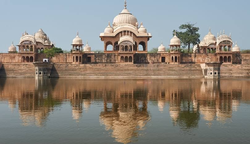 Book Official Tour Guide for Mathura & Vridavan