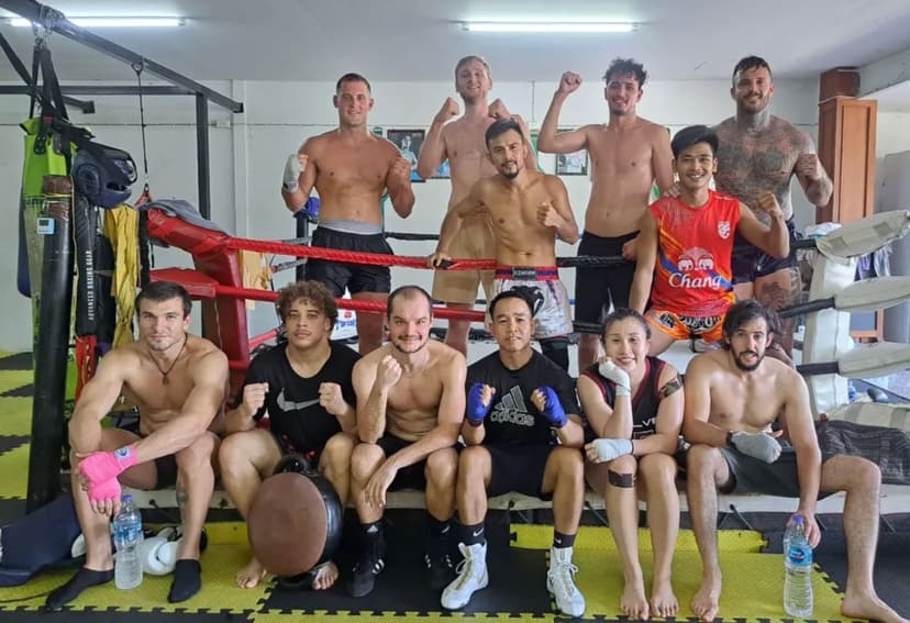 Muay Thai Training Class in Phuket for Beginners in Phuket - Discover the best tours in Phuket with licensed local guides. Phi Phi Islands, Phang Nga Bay cruises, Big Buddha visits & Old Town tours.