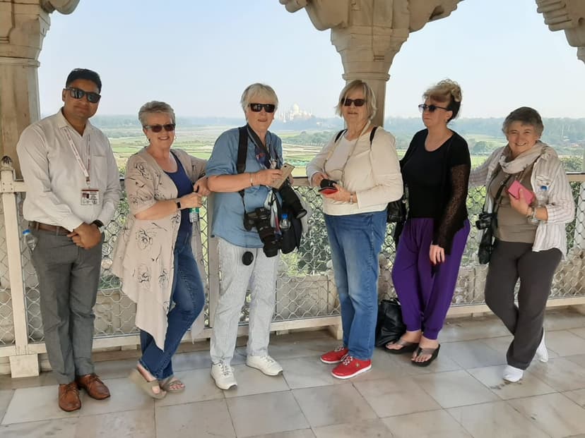 Skip-the-Line Taj Mahal & Agra Day Tour from Delhi by Gatimaan Express with Guide 2