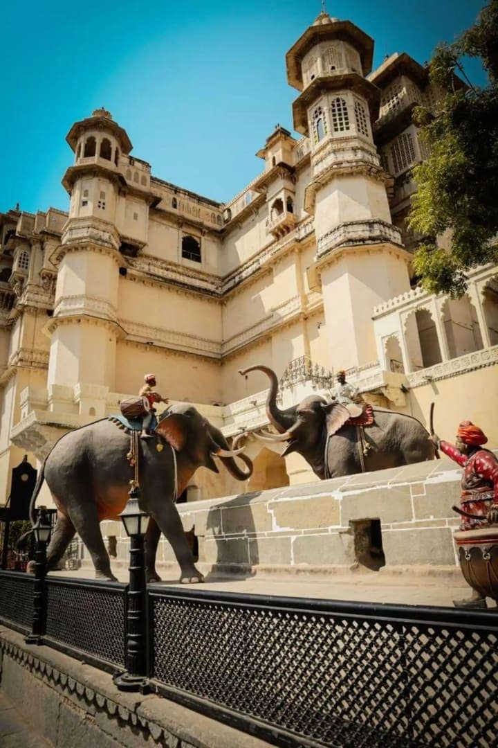 Udaipur: Private Full-Day or Half-Day Sightseeing Tour with a Approved Guide 3