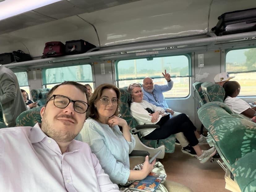 From Delhi: Agra Overnight Stay By Express Train – Taj Mahal Sunrise Visit 2