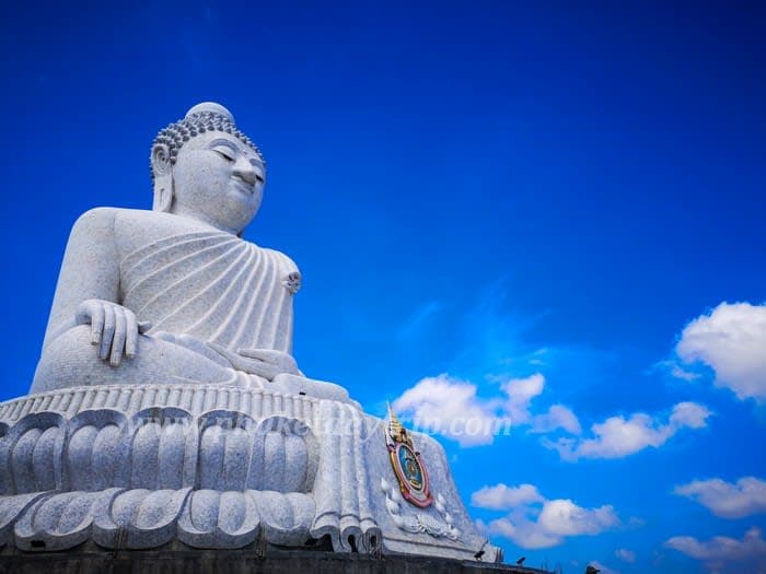 Phuket Private Customize Tour with Local Guide 4 hrs. in Phuket - Discover the best tours in Phuket with licensed local guides. Phi Phi Islands, Phang Nga Bay cruises, Big Buddha visits & Old Town tours.