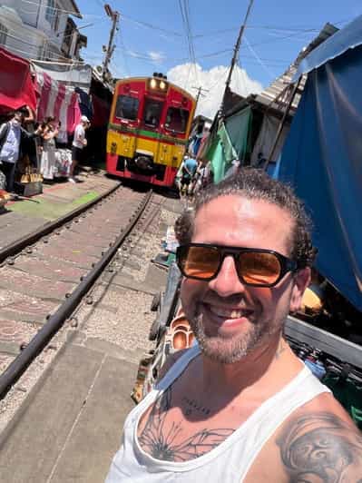 Bangkok: Damnoen Saduak Market and Maeklong Railway Market 3
