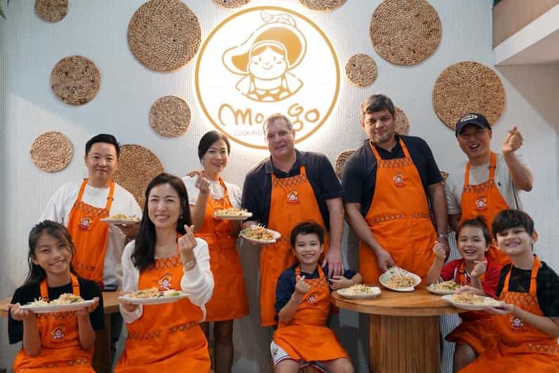 Best Thai Cooking Class in Sukhumvit / Market Tour - Mango — guided tour in Bangkok