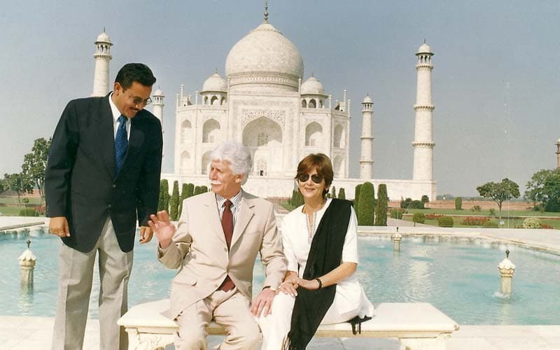 Luxury Taj Mahal VIP Tour | Skip-the-Line Entry & Private Guide — guided tour in Agra