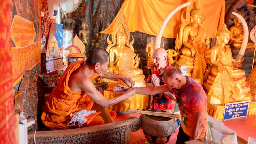Chiang Mai: Doi Suthep & Wat Pha Lat by Local Red Truck 2