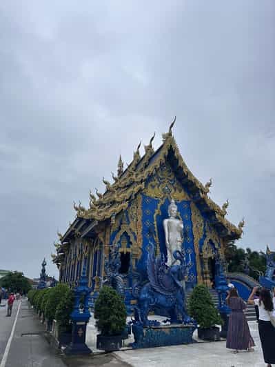 Chiang Mai: Chiang Rai White, Blue & Red Temple & Karen Tribe 3