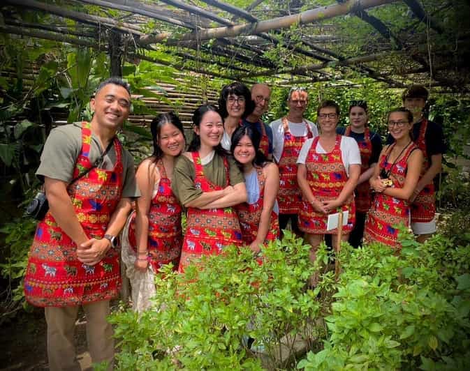 Chiang Mai: Cooking Class, Market & Thai Herbs Garden Tour