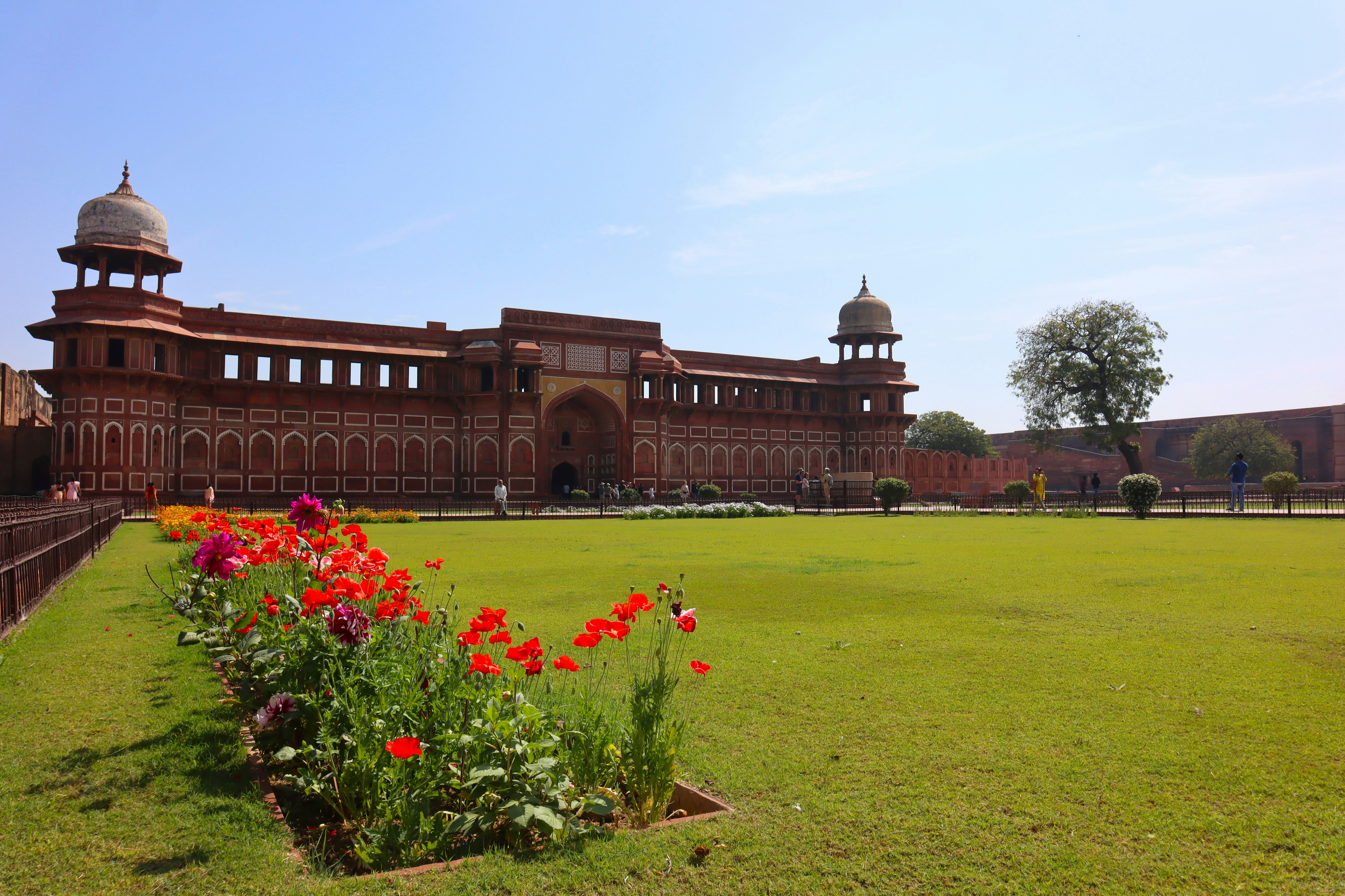 2. Explore the Imperial Grandeur of Agra Fort