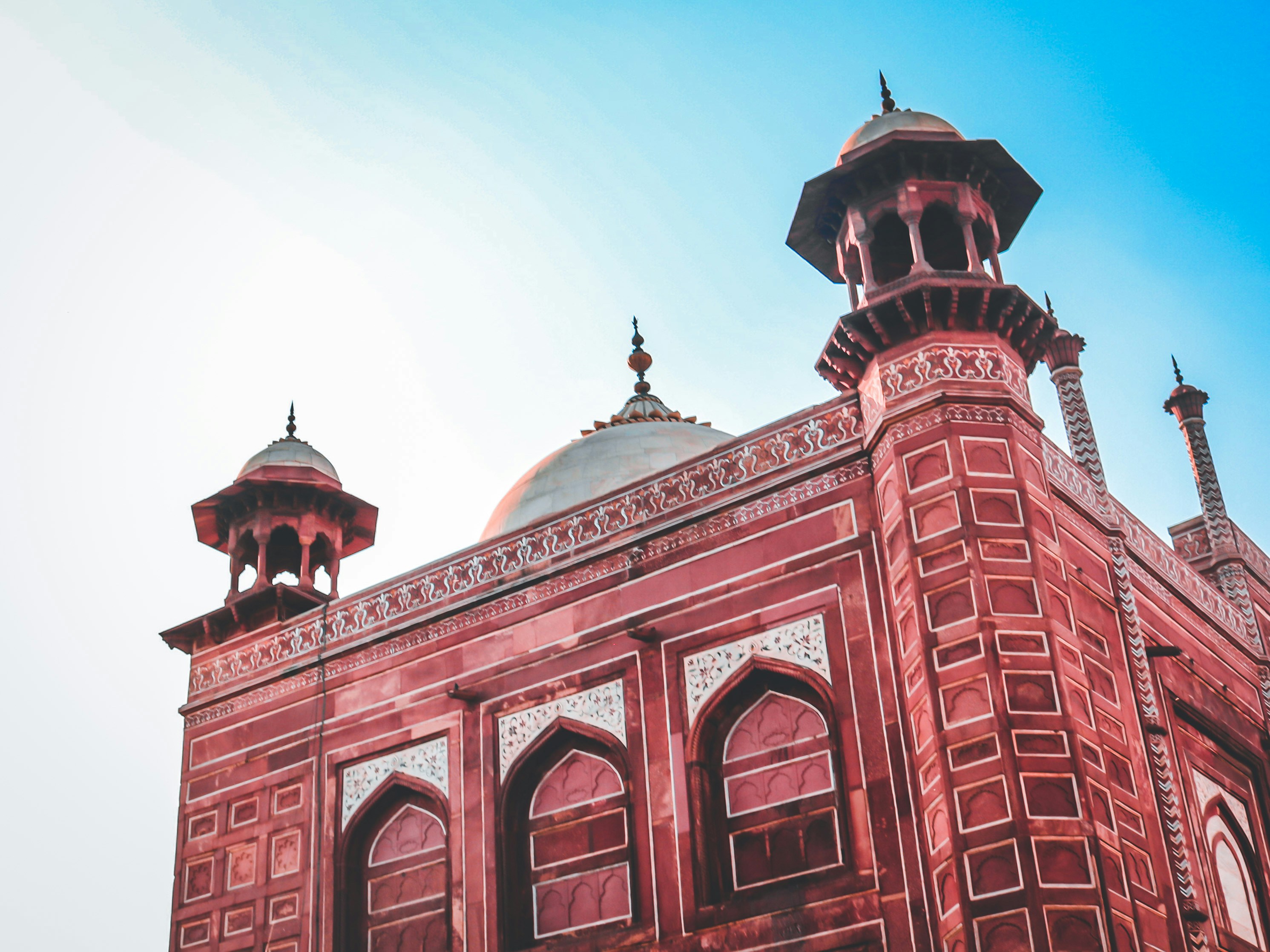 Is the Taj Mahal Closed on Friday? (2026 Strategy Guide)