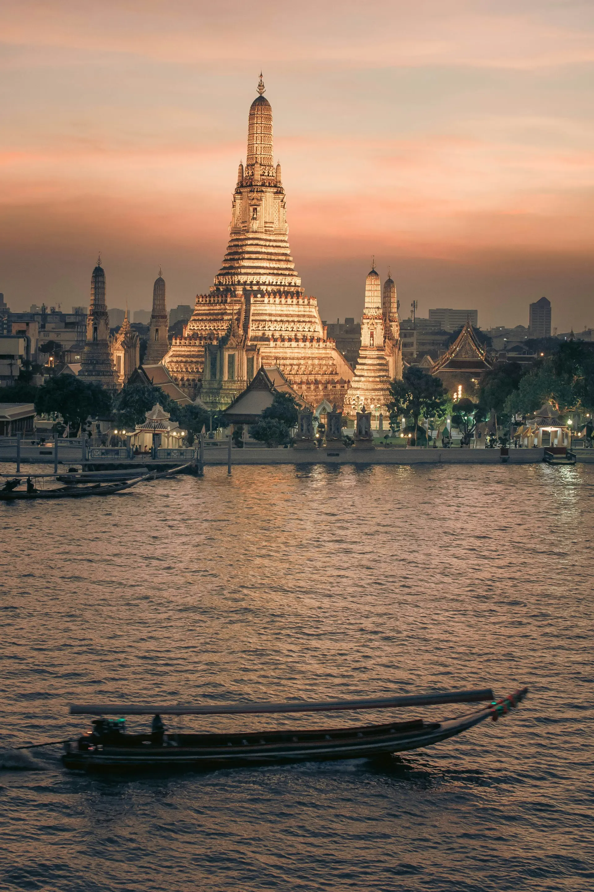 Wat Arun Bangkok: Temple of Dawn Complete Guide 2026